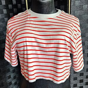 Striped cropped white and red t shirt, Primark, size large.